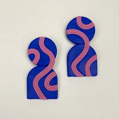 Handmade earrings in blue tones and pink lines